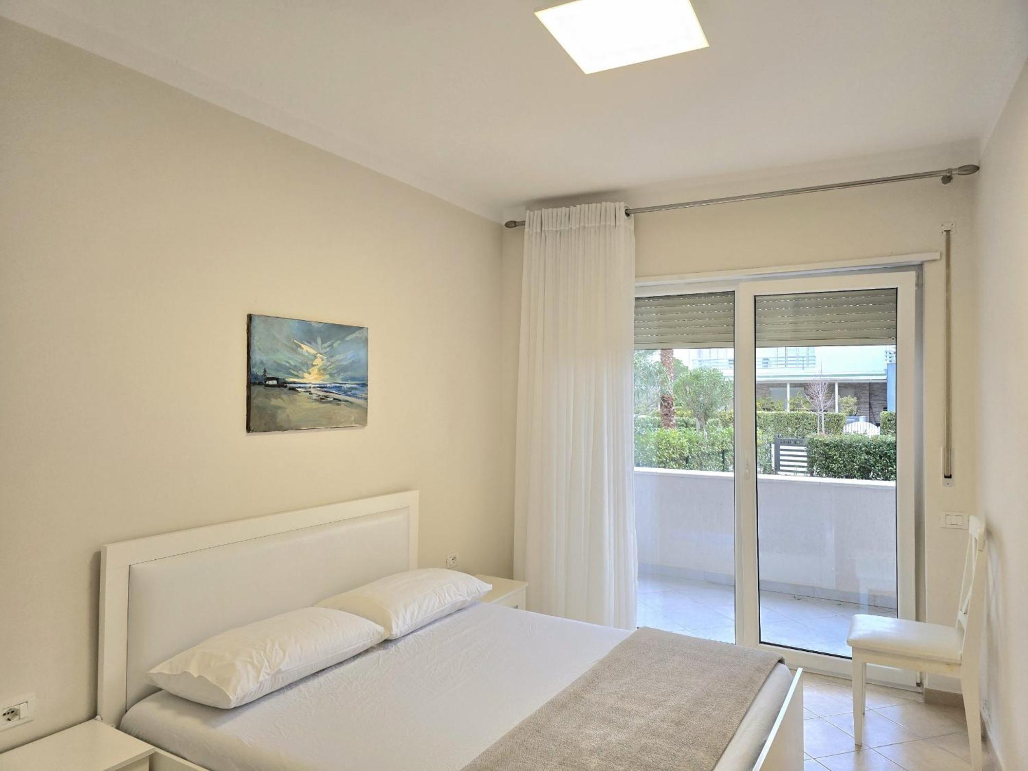 Apartament Sunny - 180